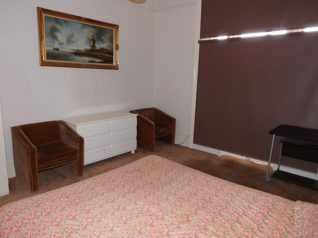 Oslo Hotel Melbourne Room photo